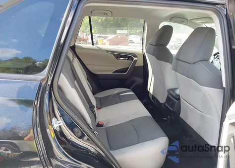 2021 Toyota Rav4 Xle z USA, uszkodzony, nr VIN 2T3W1RFV5MC130714